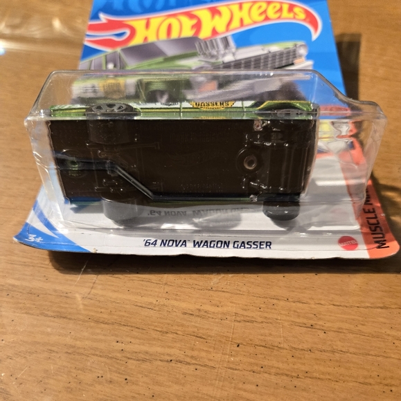 Hot Wheels "64 Nova Wagon Gasser" - Picture 5 of 5